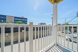 7 Park Ave, Revere, MA 02151 - Photo 2