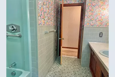 6 Carroll Ave, Grafton, MA 01536 - Photo 20
