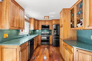 148 Heritage Dr, Tewksbury, MA 01876 - Photo 6