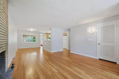 17 W Vanston Rd, Stoughton, MA 02072 - Photo 6