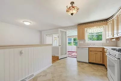 17 W Vanston Rd, Stoughton, MA 02072 - Photo 10