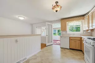 17 W Vanston Rd, Stoughton, MA 02072 - Photo 10