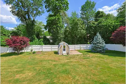 17 W Vanston Rd, Stoughton, MA 02072 - Photo 22