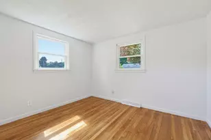 17 W Vanston Rd, Stoughton, MA 02072 - Photo 14