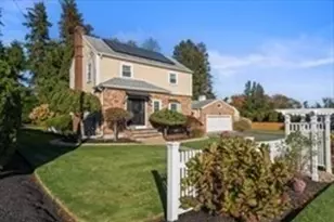 159 Wilder, Swansea, MA 02777 - Photo 2