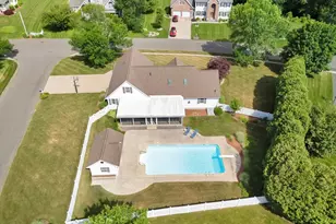 34 Gloria Dr, Westfield, MA 01085 - Photo 38