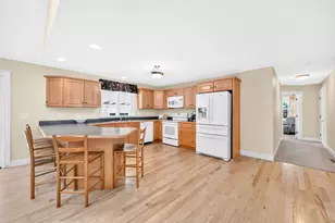 34 Gloria Dr, Westfield, MA 01085 - Photo 18
