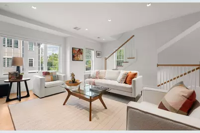 21 Crowninshield Rd #21, Brookline, MA 02446 - Photo 4