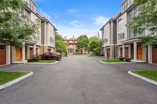 21 Crowninshield Rd, Brookline, MA 02446 - Photo 32