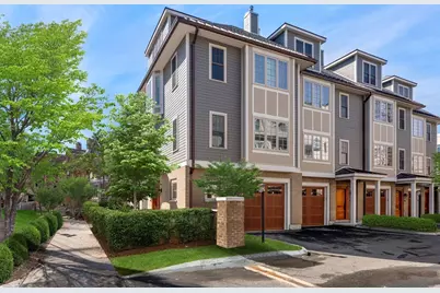 21 Crowninshield Rd #21, Brookline, MA 02446 - Photo 24