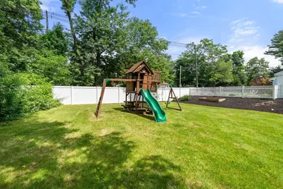 164 East Main St, Hopkinton, MA 01748 - Photo 30