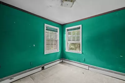 119-121 Rounds Ave, East Providence, RI 02915 - Photo 12