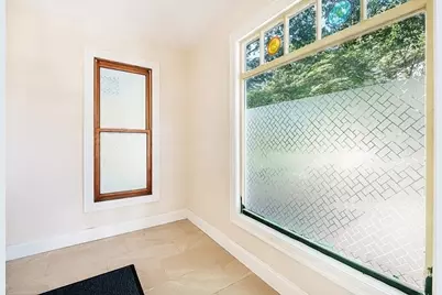 161 Walnut St #1, Newton, MA 02460 - Photo 14