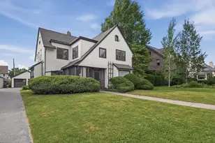 38 Oxford St, Springfield, MA 01108 - Photo 2