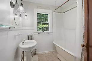 38 Oxford St, Springfield, MA 01108 - Photo 24