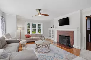38 Oxford St, Springfield, MA 01108 - Photo 6