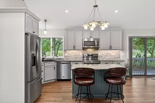 77 Ennsbrook Dr, Falmouth, MA 02536 - Photo 6