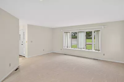 77 Ennsbrook Dr, Falmouth, MA 02536 - Photo 16