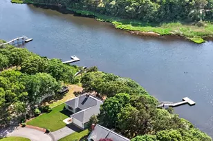 77 Ennsbrook Dr, Falmouth, MA 02536 - Photo 2
