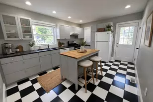 1581 Washington St, Newton, MA 02465 - Photo 4