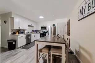 229 Vernon St, Worcester, MA 01607 - Photo 4