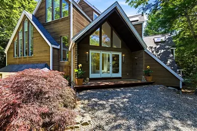 51 Deer Path, Hudson, MA 01749 - Photo 2