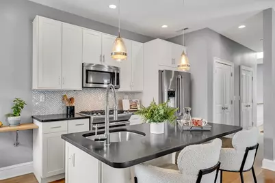 12-14 Pitman #12A, Somerville, MA 02144 - Photo 2