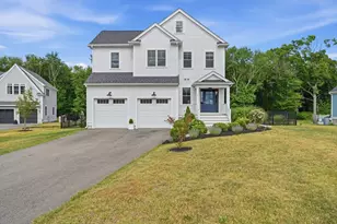 11 Carriage House Wy, Scituate, MA 02066 - Photo 1