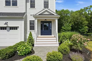 11 Carriage House Wy, Scituate, MA 02066 - Photo 2