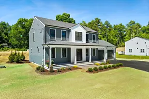 7 Elm Pl, Hanson, MA 02341 - Photo 4