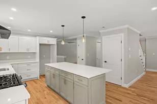 7 Elm Pl, Hanson, MA 02341 - Photo 20
