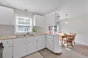 232 Almira Rd, Springfield, MA 01119 - Photo 4