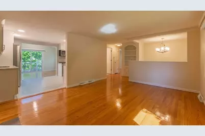 123 Mallard Circle, Agawam, MA 01001 - Photo 10