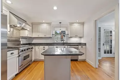 463 Cedar Brook Rd, Lynn, MA 01904 - Photo 6