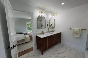 1172 Washington St, Holliston, MA 01746 - Photo 28