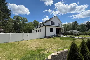 1172 Washington St, Holliston, MA 01746 - Photo 2
