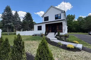 1172 Washington St, Holliston, MA 01746 - Photo 1