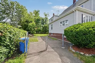 105 Oceanview St, Winthrop, MA 02152 - Photo 40