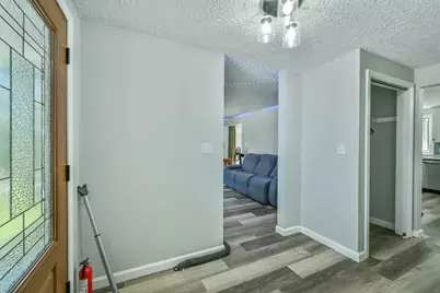 48 Central St, Auburn, MA 01501 - Photo 6