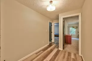 48 Central St, Auburn, MA 01501 - Photo 22