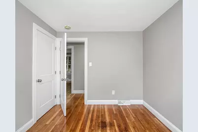 8 Galloway Rd, Chelmsford, MA 01824 - Photo 16