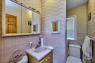 74-76 Poplar, Boston, MA 02131 - Photo 18