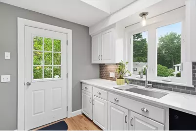 5 Antrim Rd, Framingham, MA 01701 - Photo 14
