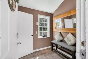 71 Whittier St, Haverhill, MA 01830 - Photo 4