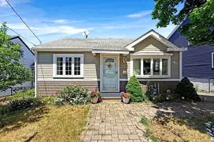 32 Fenley St, Revere, MA 02151 - Photo 34
