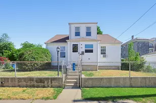 16 Lakeview St, Blackstone, MA 01504 - Photo 2
