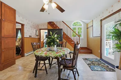 16 Lakeview St, Blackstone, MA 01504 - Photo 10