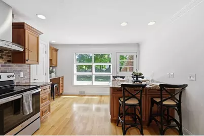 31 Lowell Ave, Westfield, MA 01085 - Photo 10