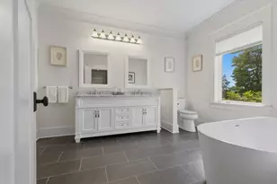 4 Chapel St, Newburyport, MA 01950 - Photo 24