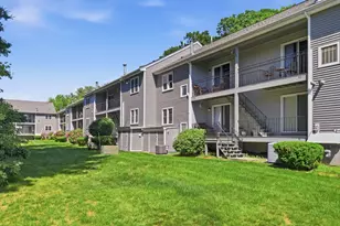84 Tennis Plaza Rd, Dracut, MA 01826 - Photo 16